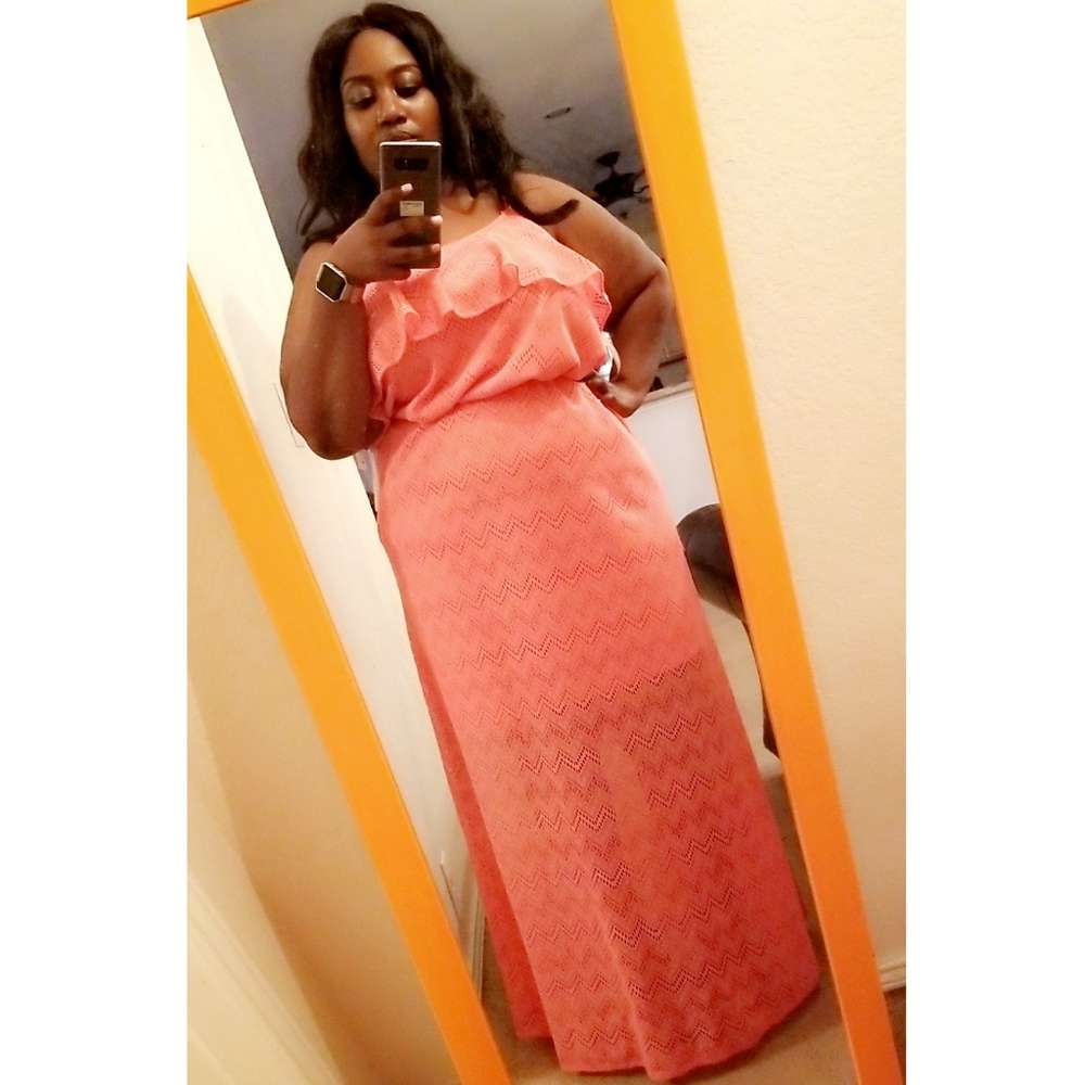 🆕️ ***NWT - Plus Size Super Cute Maxi Dress***